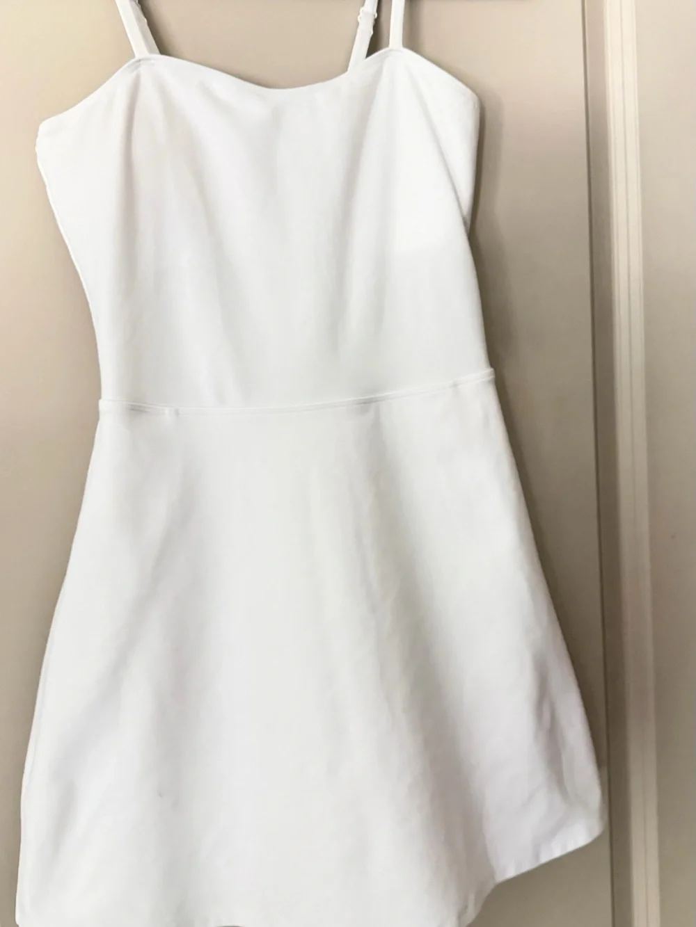 ALO Yoga White Tennis  Active Skort with pockets  XS